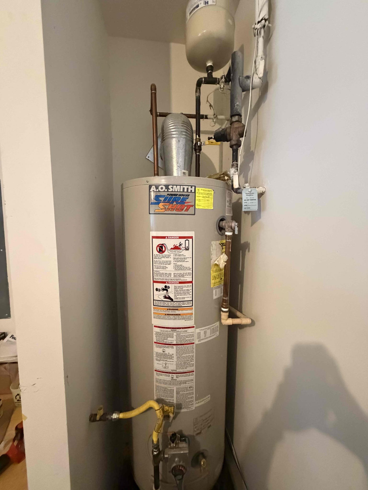 Provided customer with estimates for a direct vent water heater, tankless water heater, and a customer supplied direct vent water heater. Tankless will be a Navien 240A2. Tankless will come with recirculating pump to provide hot water faster. 