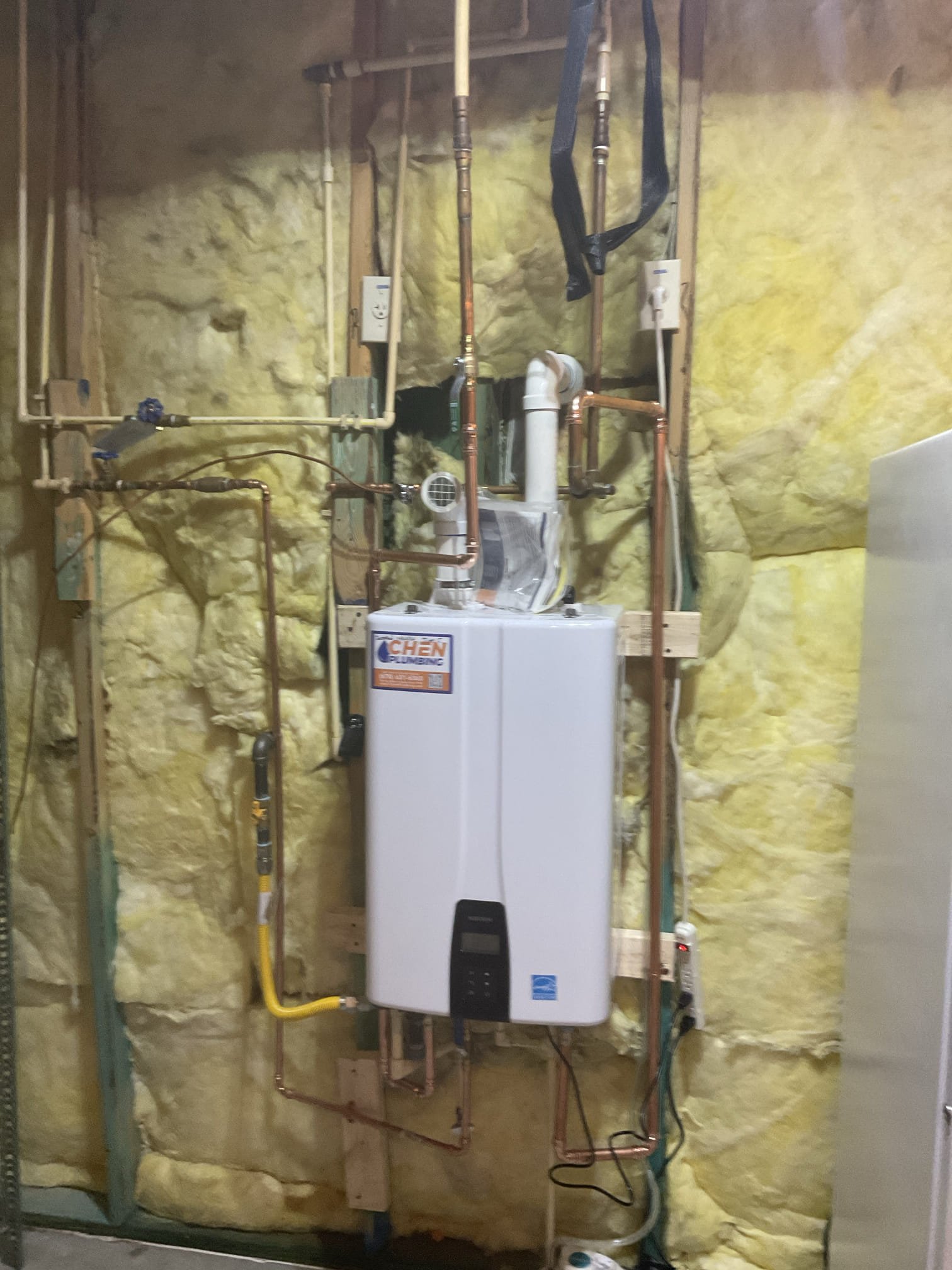 Fixed Problem with tank water heater are not getting hot temperature water , Today we replaced a power vent gas water heater with a navien NPE 240 A2 tankless water heater . 