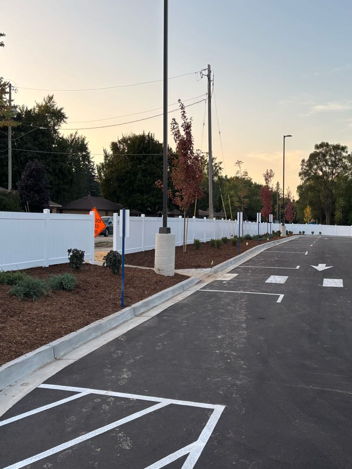 Holland, MI - 4’H white privacy fence for the Culver’s restaurant! 