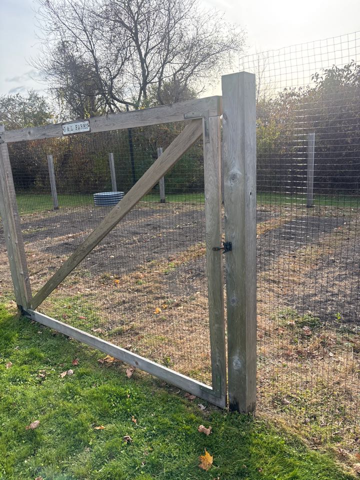Redding, CT - Giving new life to an old garden fence with new welded wire mesh 