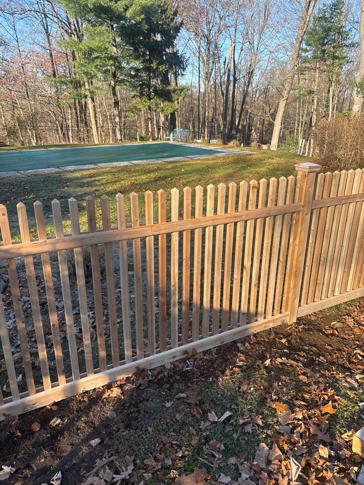 Redding, CT - 4’ high cedar Victorian picket. Pool security and fashionable 