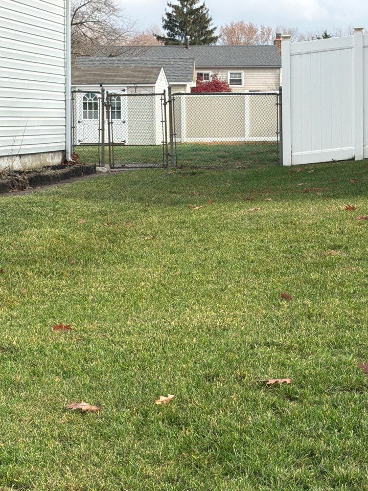 Clementon, NJ -  Vinyl fence estimate 