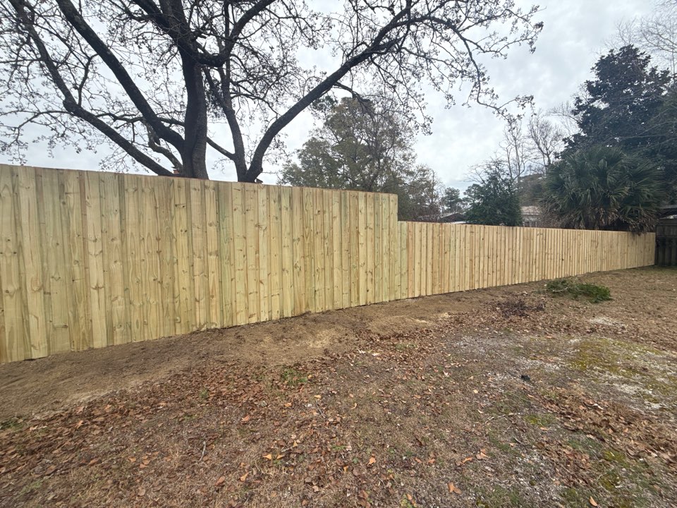 Wilmington, NC - Beautiful 8ft and 6ft board on board, for total backyard privacy!  