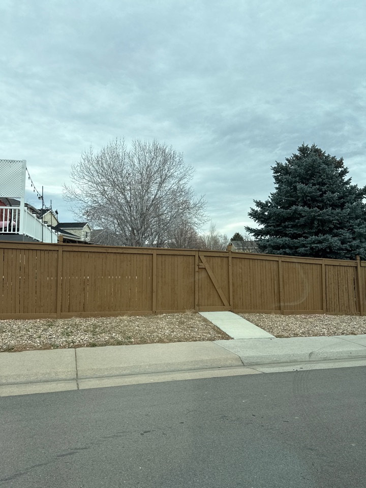 Centennial, CO - Top Rail Fence is in Centennial, CO doing estimates for cedar privacy fences!