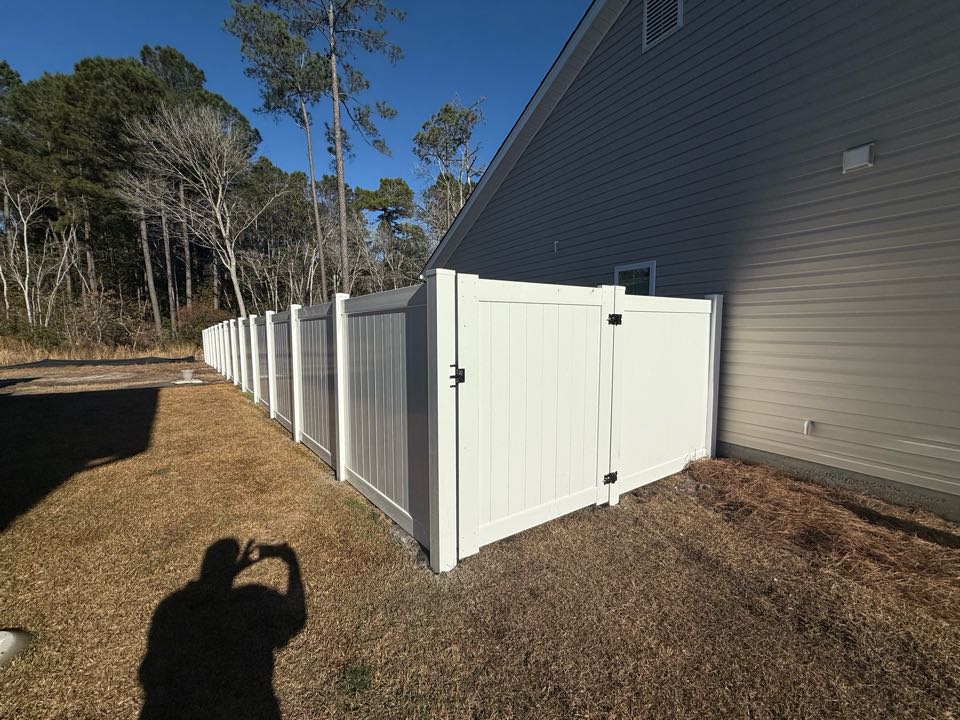 Wilmington, NC - 6ft vinyl for total backyard privacy!!