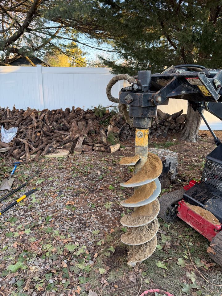 West Deptford, NJ - Wrapping up a huge vinyl install today in West Deptford NJ! All the toys needed for this tough dig.