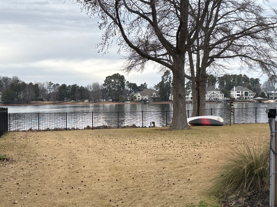 Cornelius, NC - 4ft aluminum 