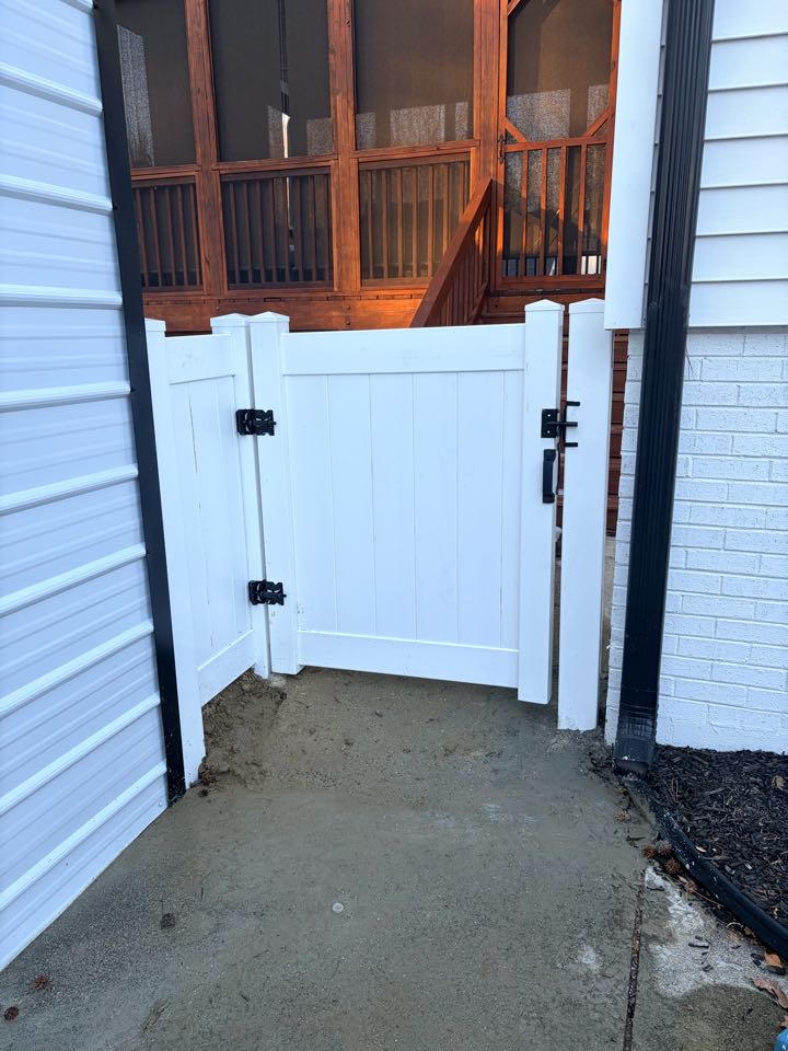 Raleigh, NC - We recently completed a custom white vinyl privacy fence installation for an elderly woman who wanted greater privacy, protection, and security at her home. Living along a busy roadway, our customer was concerned about visibility, foot traffic, and maintaining a quiet, safe environment. Our team designed and installed a durable, low-maintenance vinyl fence that creates a clean boundary, limits outside access, and significantly improves her sense of comfort at home.
