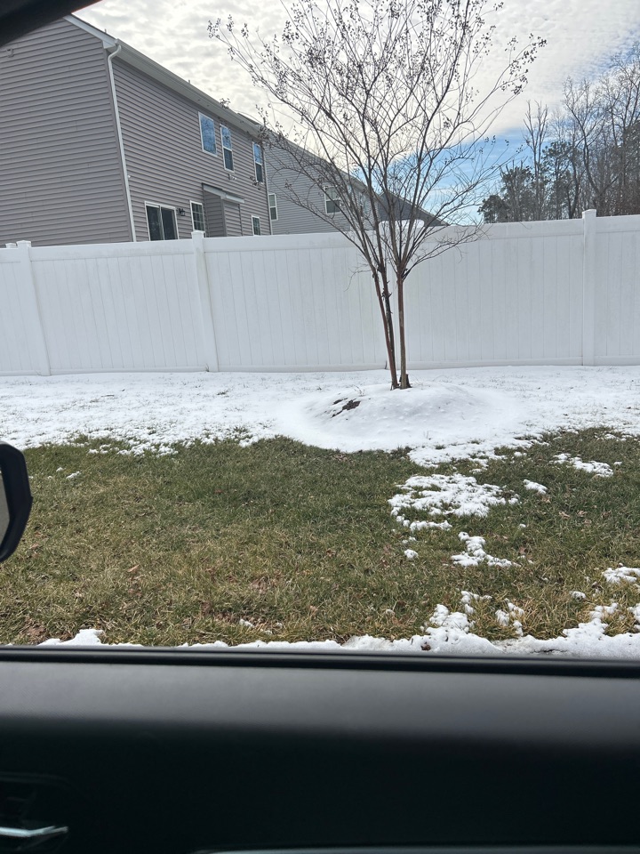 Henrico, VA - 6 foot white vinyl privacy