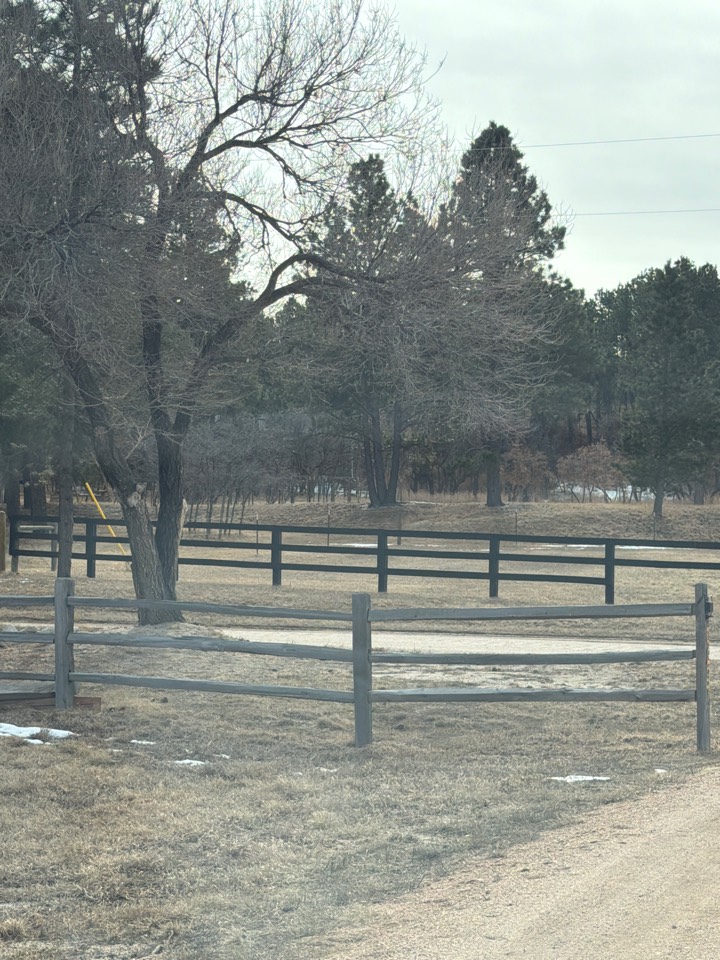 Larkspur, CO - Top Rail Fence is in Larkspur doing estimates for Cedar Split Rail Fences!
