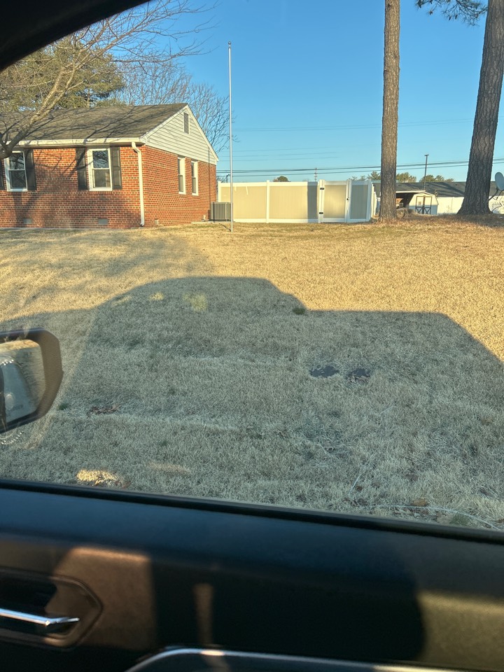 Mechanicsville, VA - 6 foot beige and white vinyl privacy