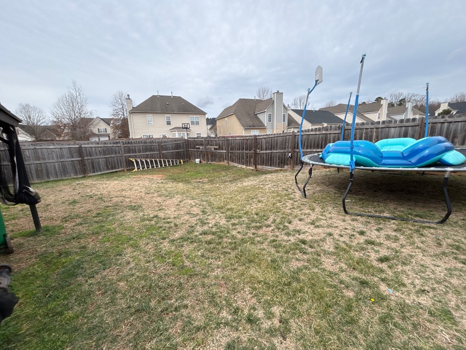 Charlotte, NC - Replaced privacy fence with new privacy fence