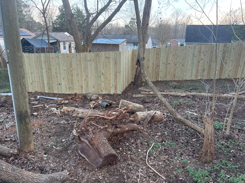 Charlotte, NC - 100+ feet of wood and aluminum combo done by Top Rail Fence here in Charlotte NC.