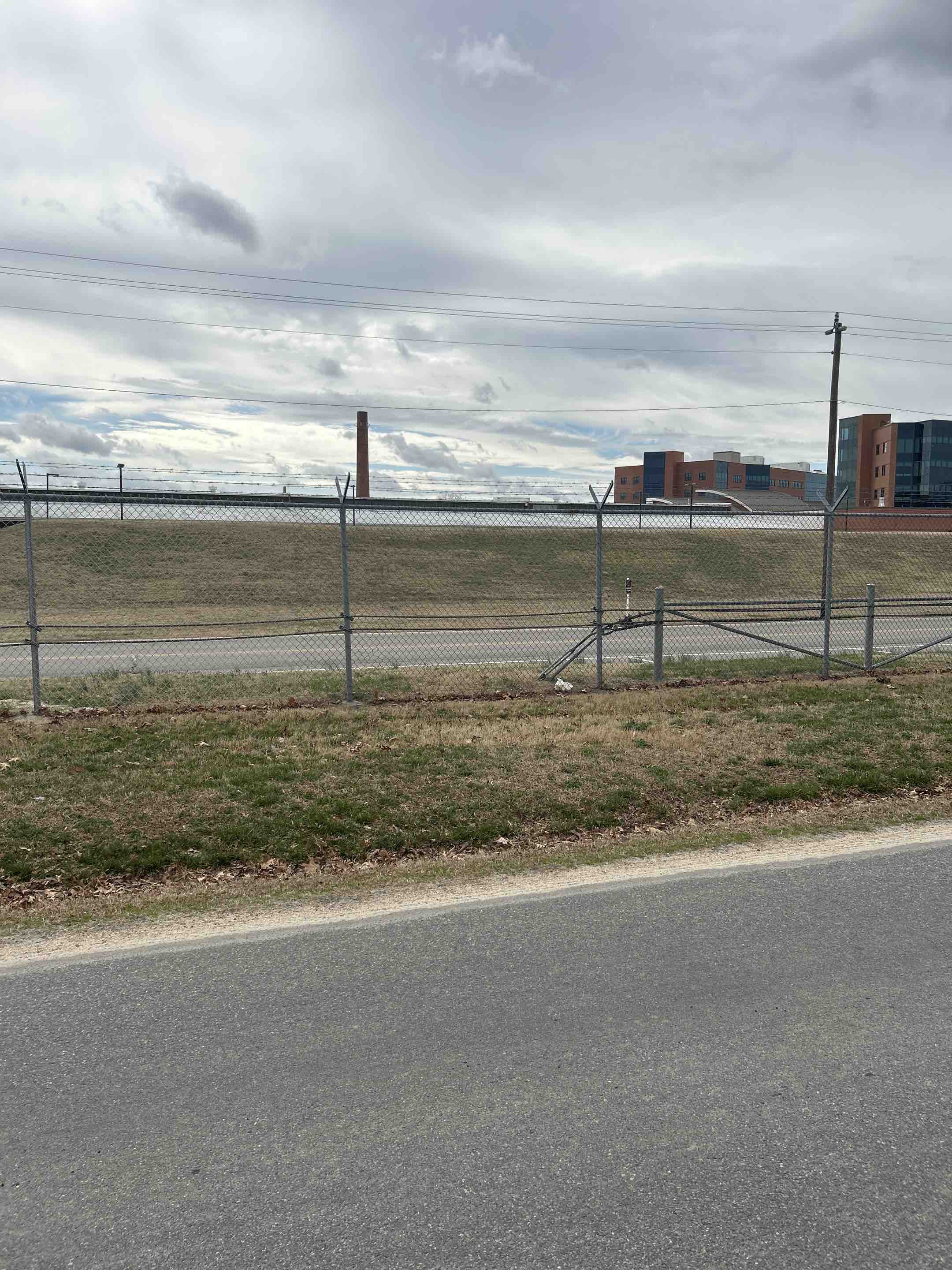 Richmond, VA - 6 foot chain-link commercial with Barb wire and cable security fence