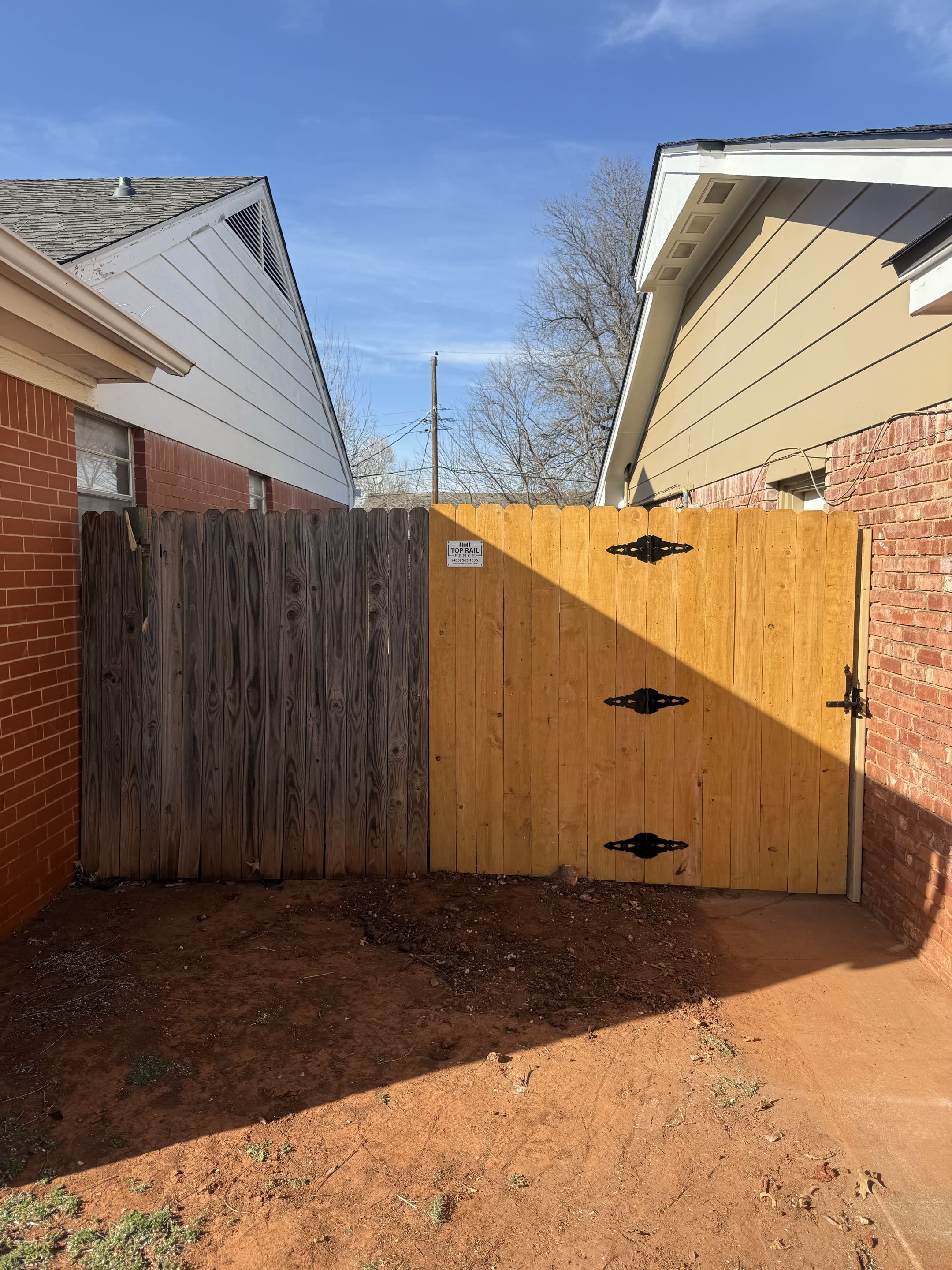 Oklahoma City, OK - Finished up bringing 2 gates back to life! This homeowner should have no more trouble getting in and out of there backyard 