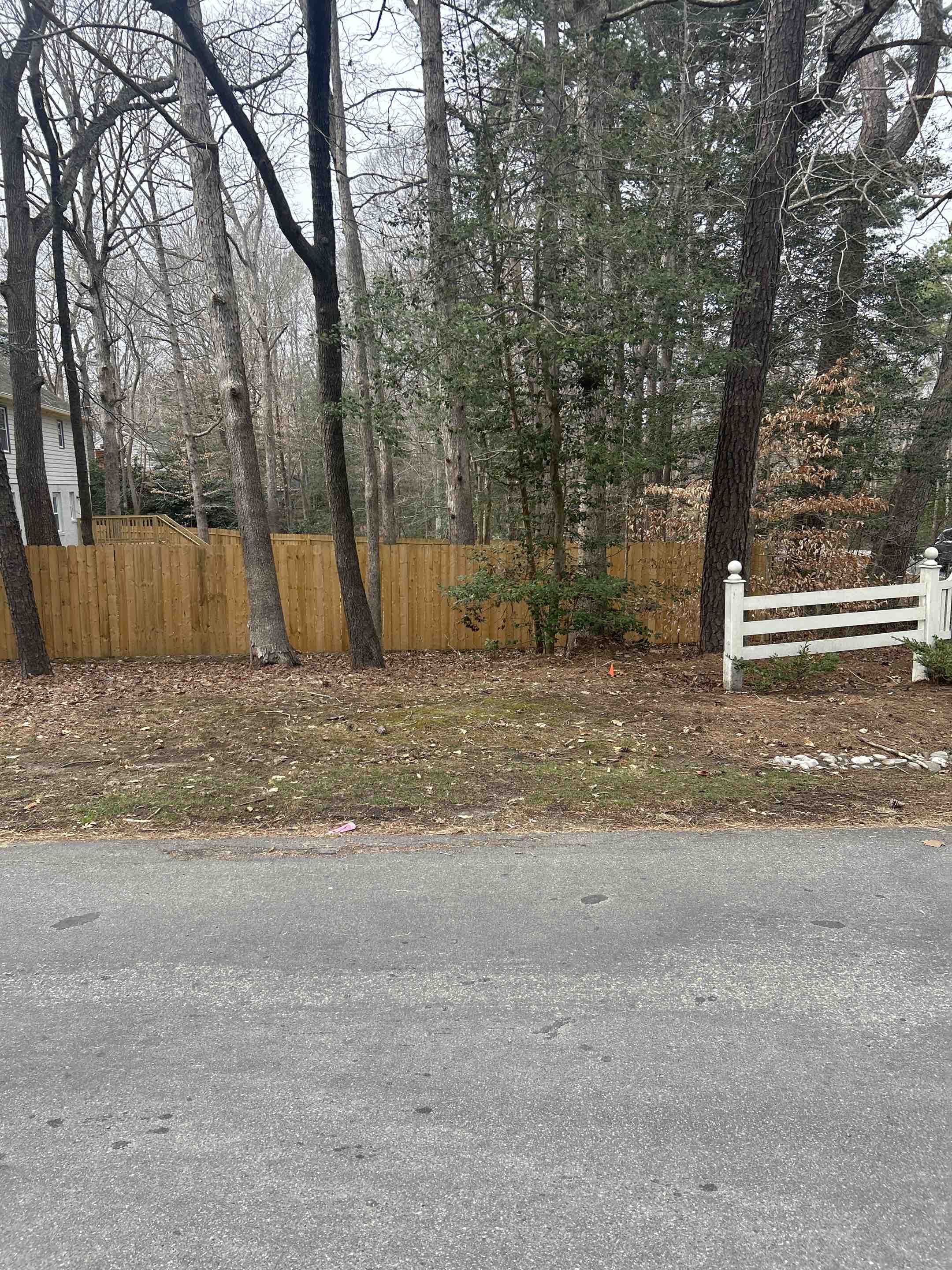Williamsburg, VA - 6 foot dog year privacy
