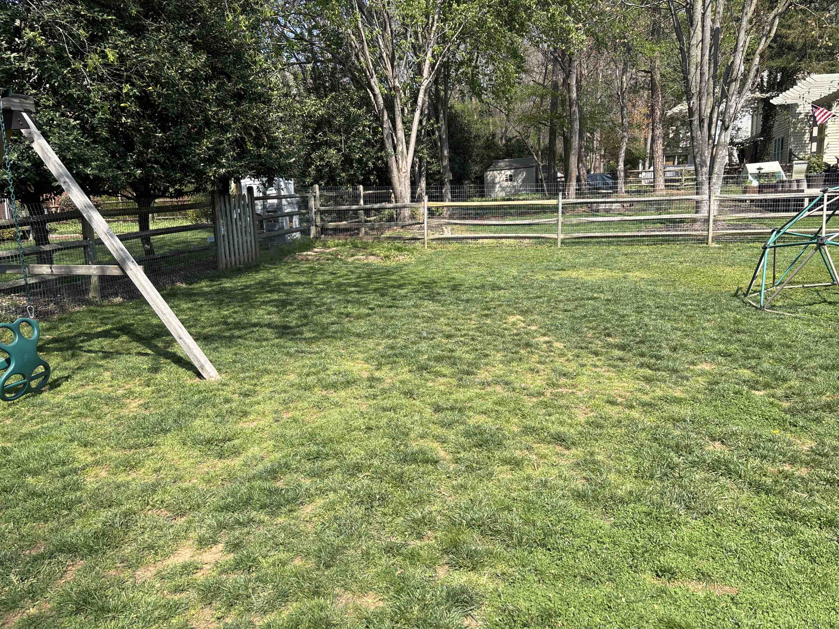 Huntersville, NC - Replace split rail with new split rail