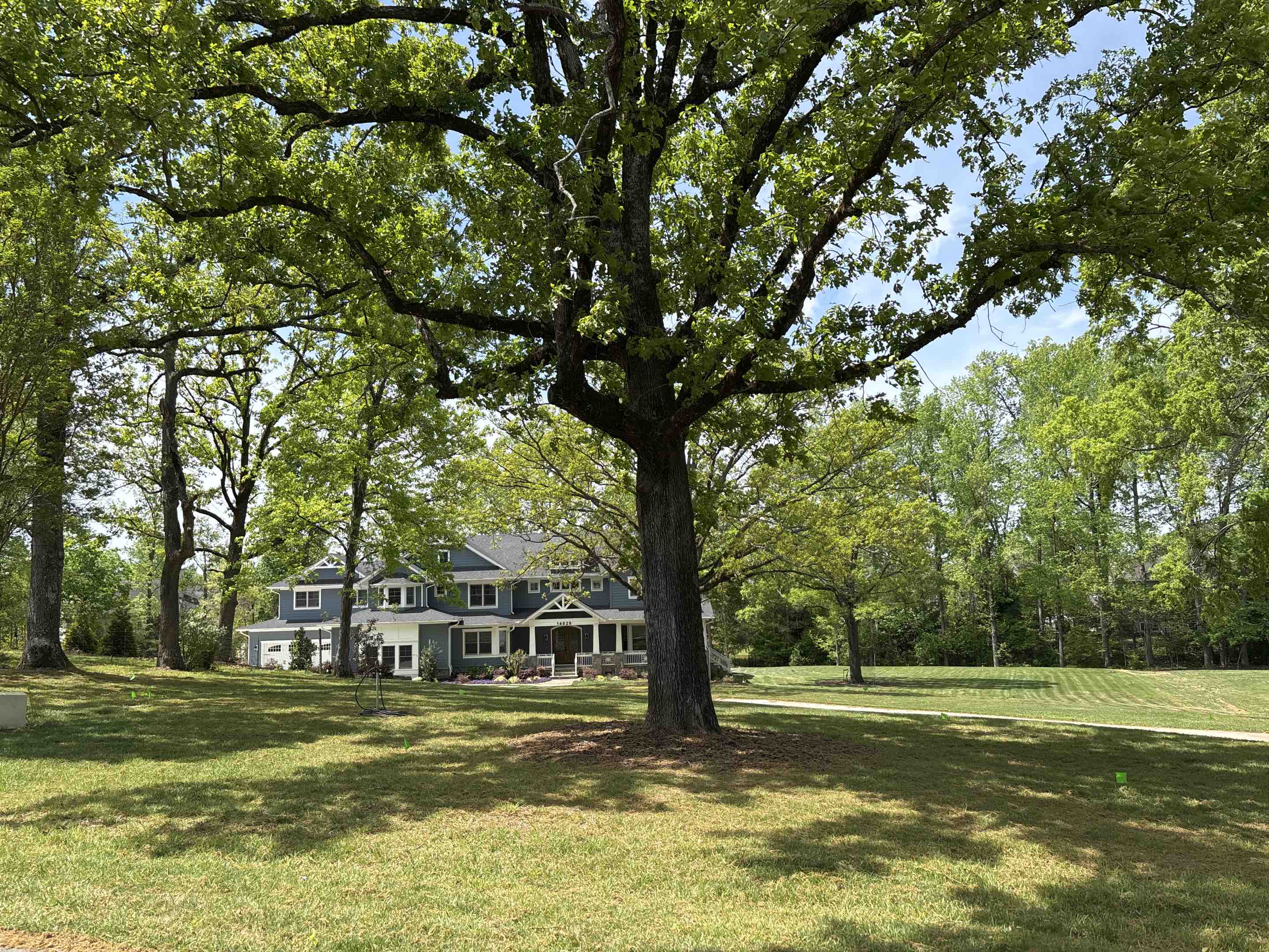 Huntersville, NC - Wood crossbuck