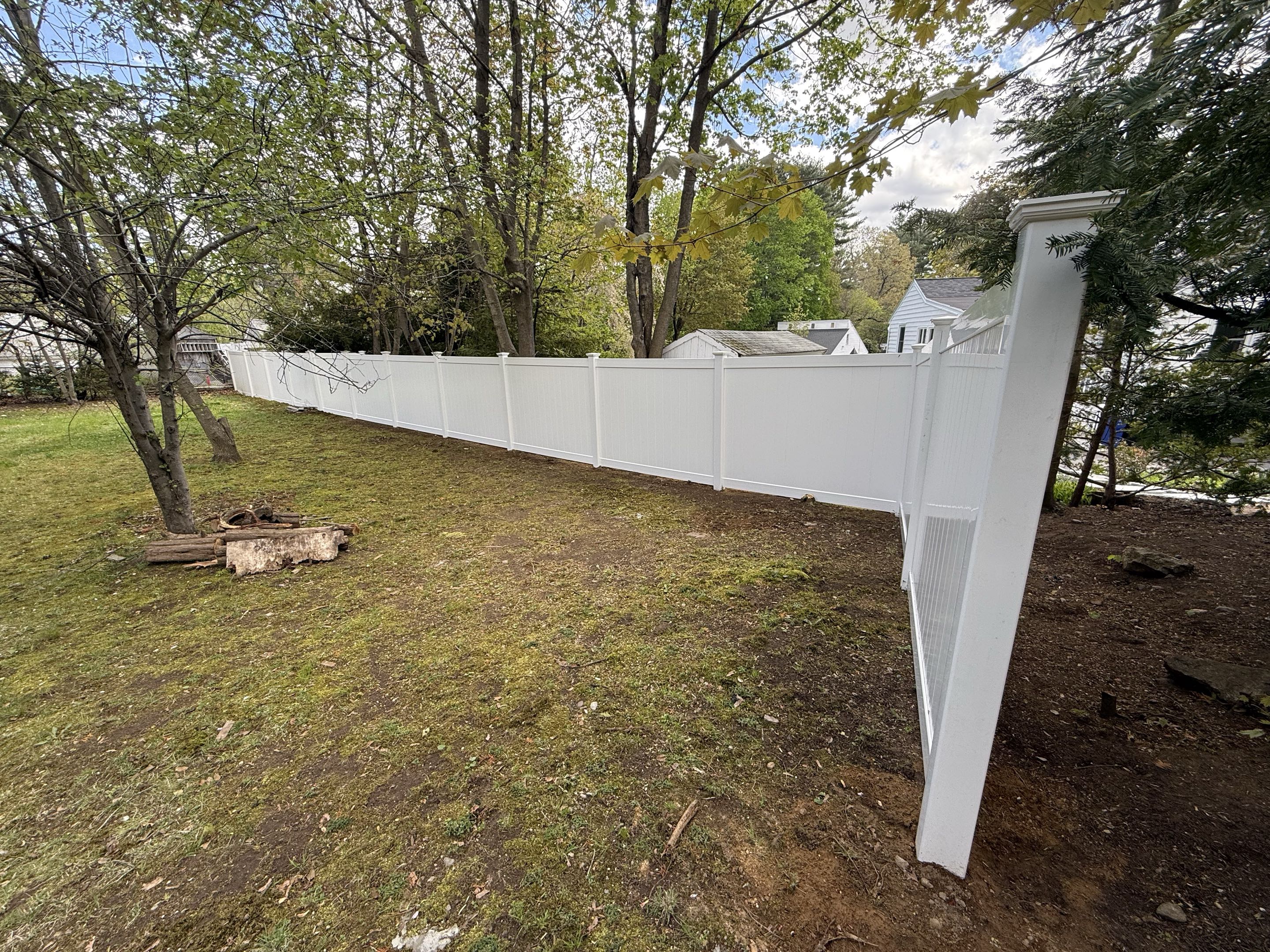 North Reading, MA - New vinyl privacy in North Reading