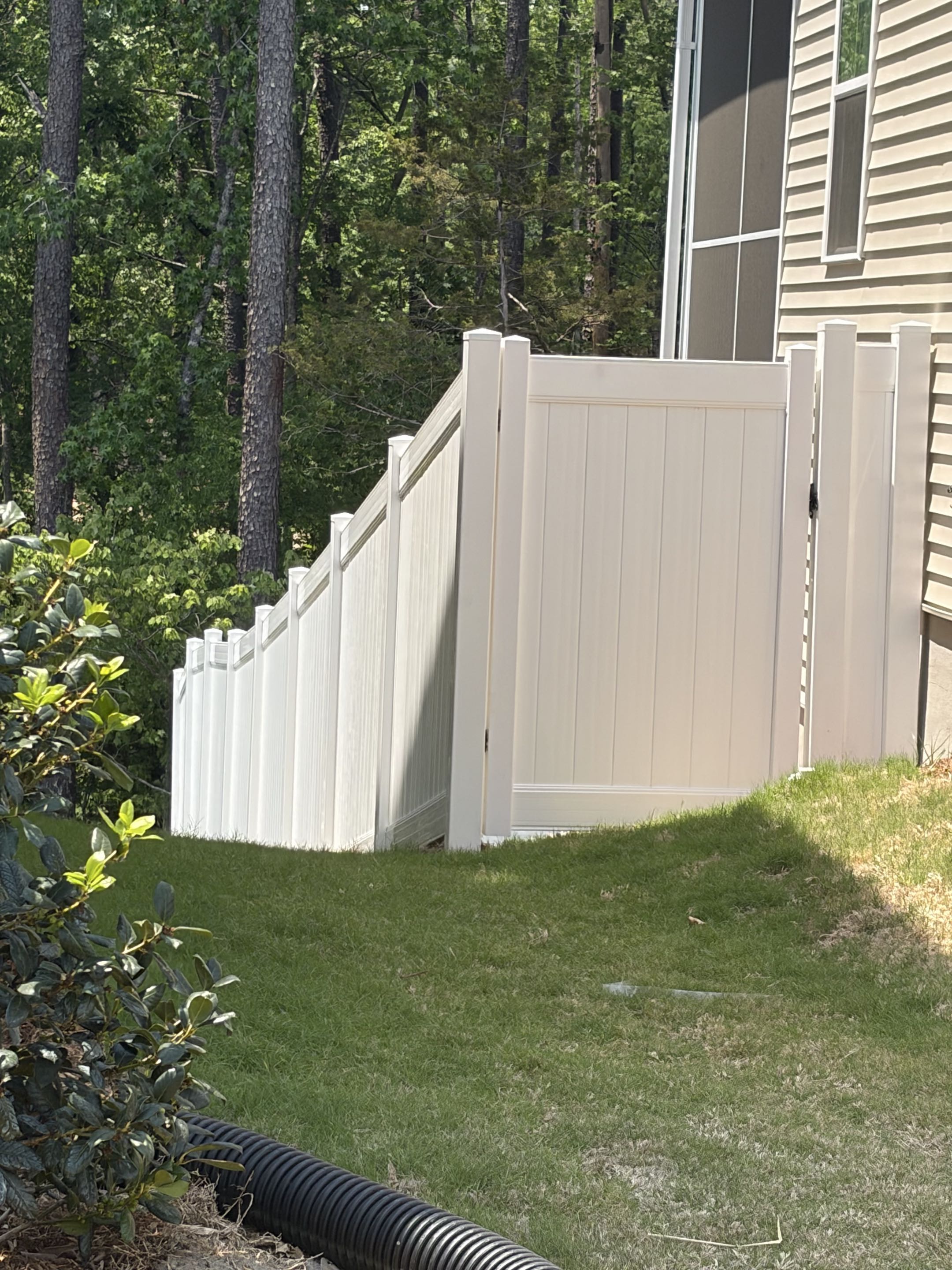 Durham, NC - Just completed a beautiful 6H white vinyl privacy fence installation in a new construction community—built to keep kids safe, dogs secure, and families worry-free while adding privacy, value, and curb appeal! Call us now! 