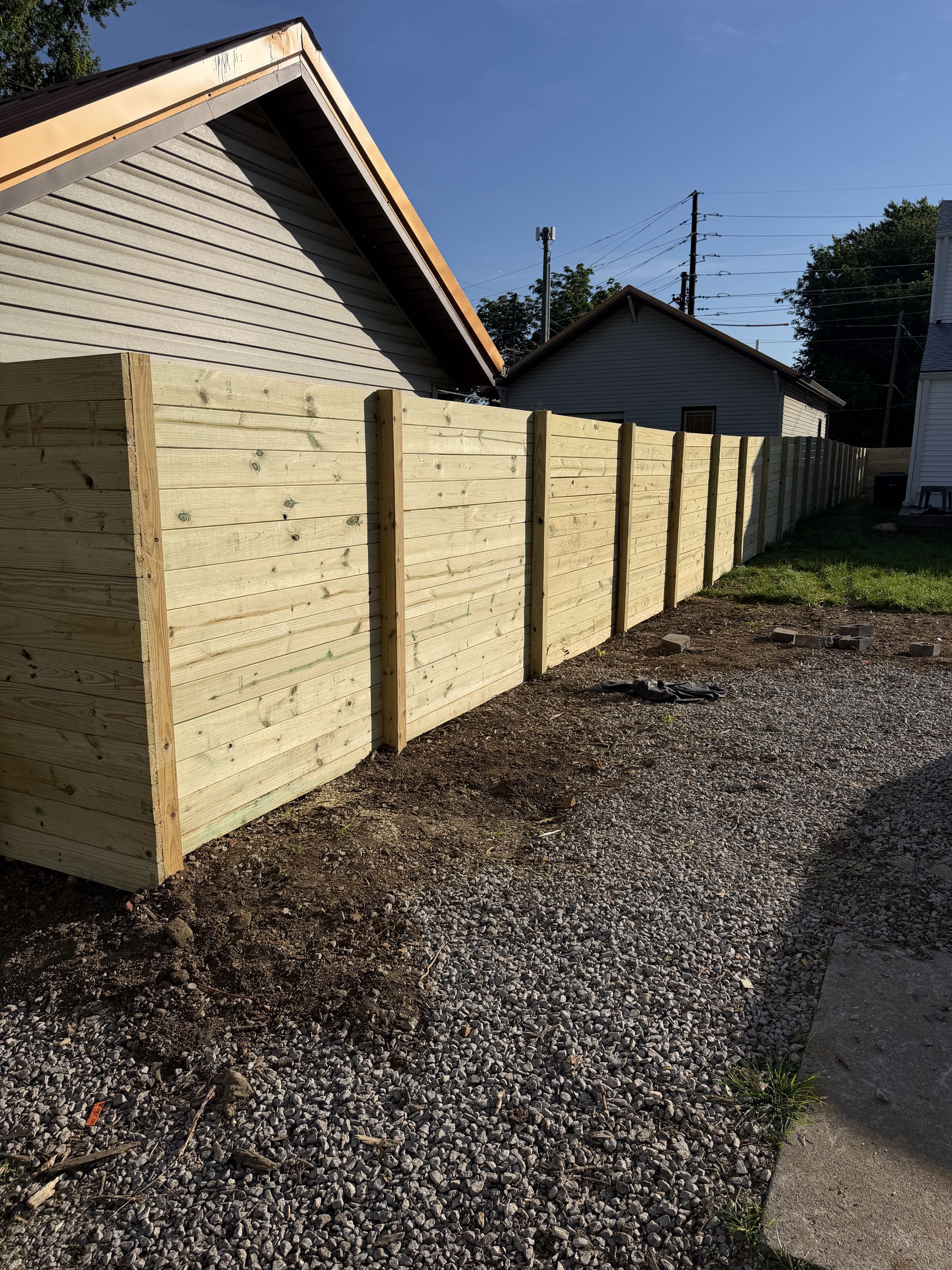Louisville, KY - 6’ Tall Horizontal Privacy Fence in Germantown 