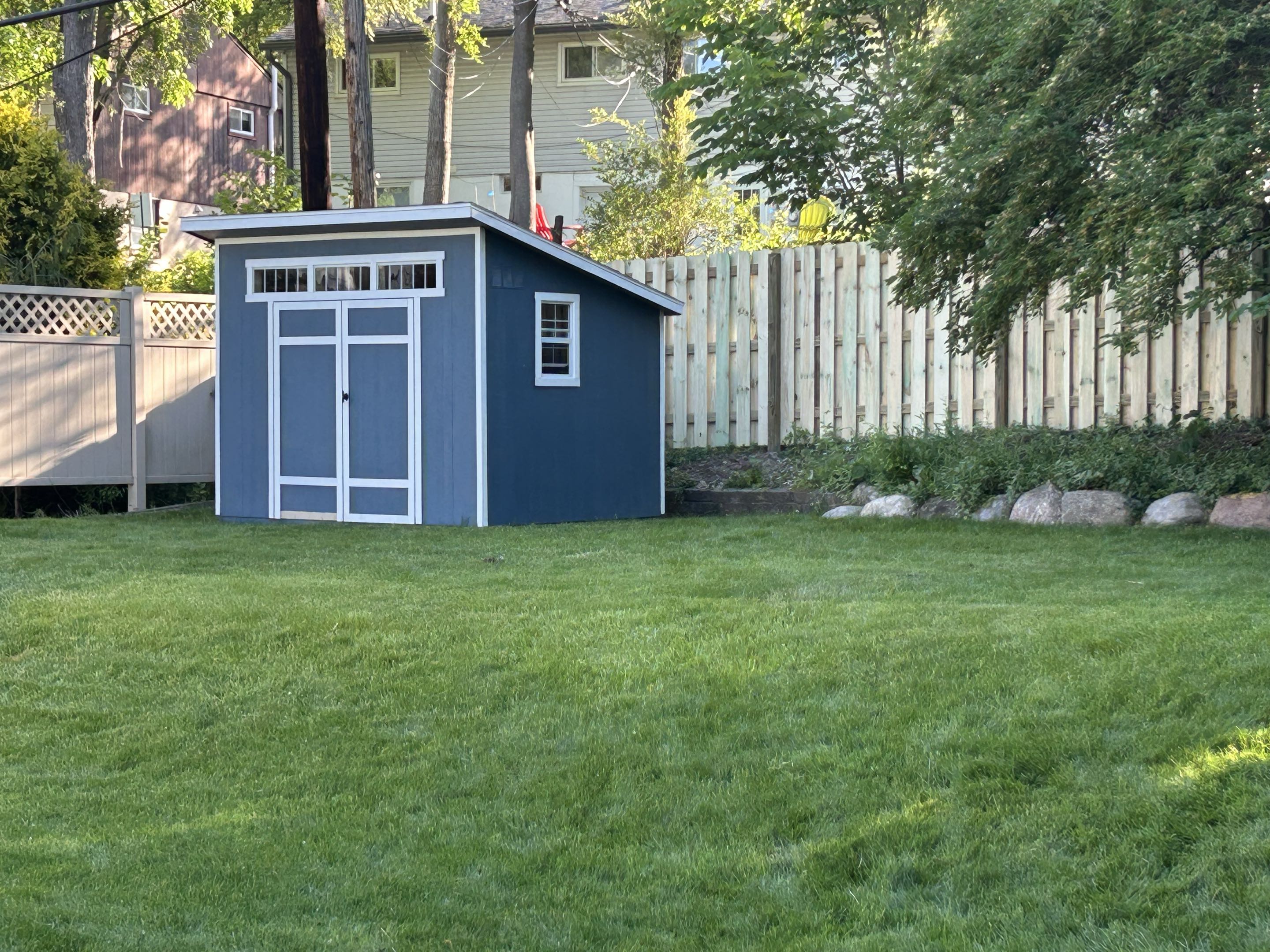 Ann Arbor, MI - Top Rail Fence Ann Arbor completed about 200 feet of shadowbox fence in Ann Arbor Michigan between Washtenaw and Stadium this Wood fence provides security and is semi private.