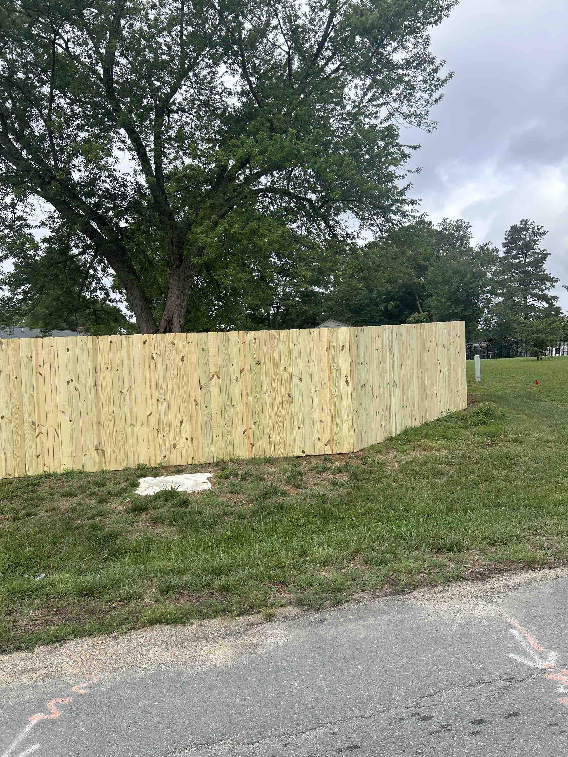 Mechanicsville, VA - 6 foot privacy, dog ear fed