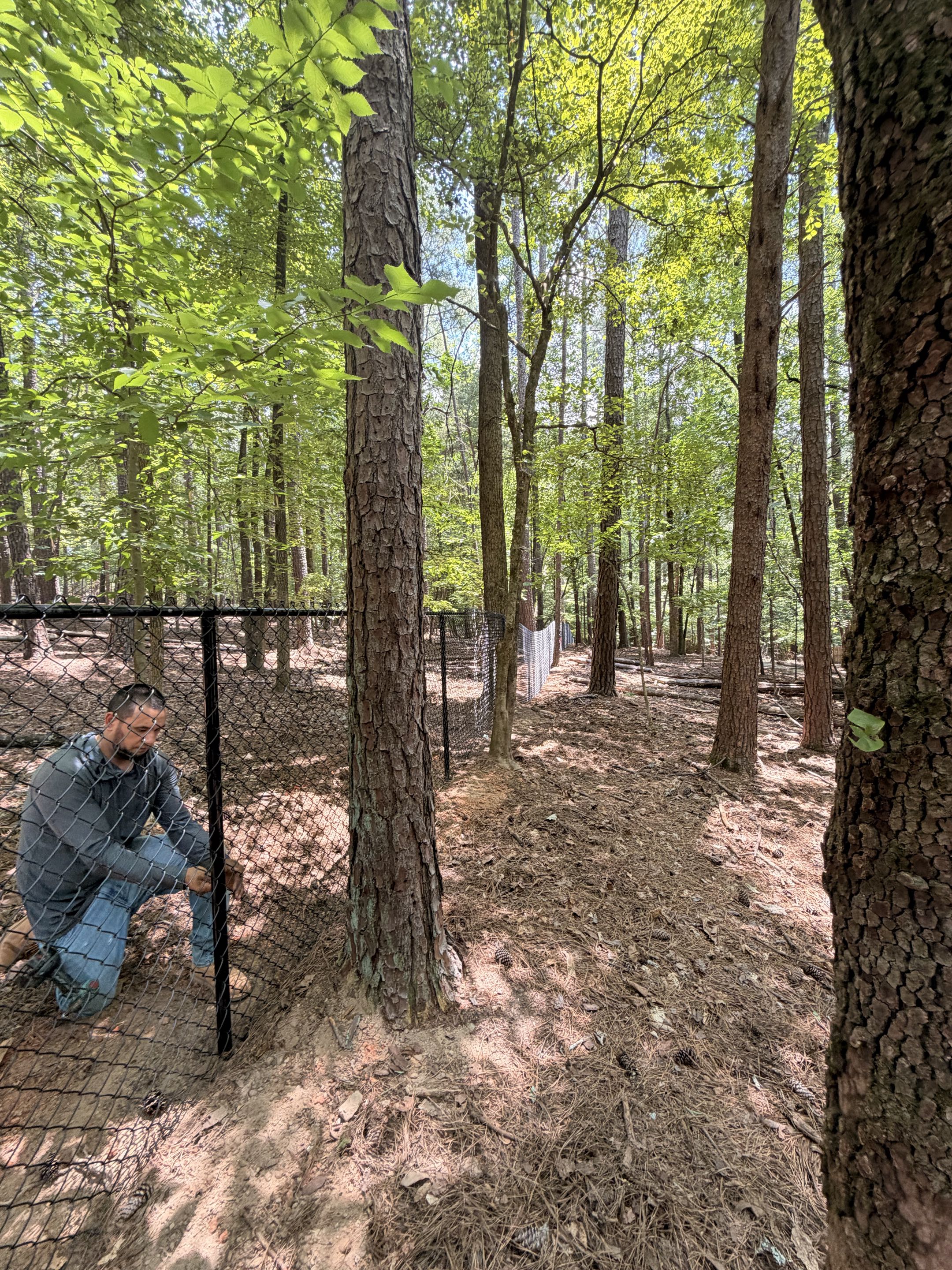 Suwanee, GA - Large estate project. 1200’ of chain link and 1200’ of spear top aluminum. 