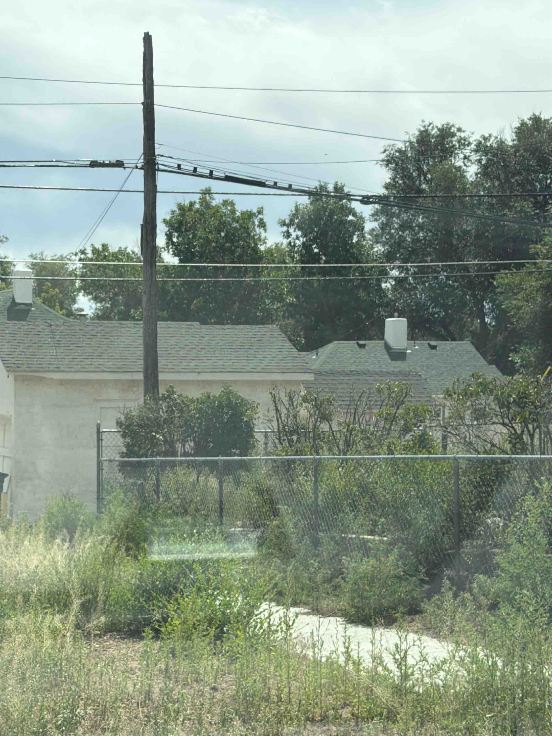 Colorado Springs, CO - Top Rail Fence is in Colorado Springs doing free estimates for 4H Chain Link Residential Fencing!