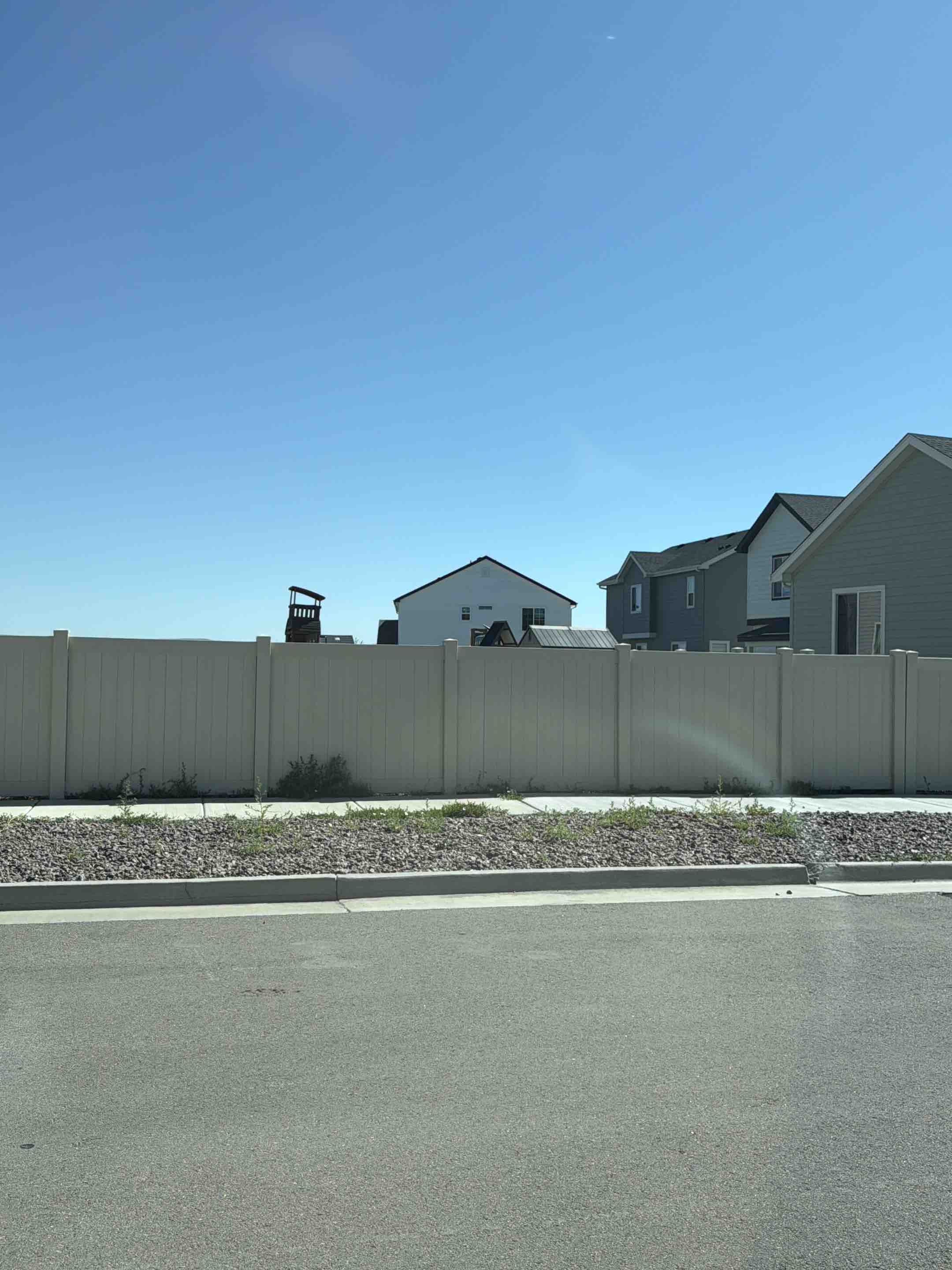 Colorado Springs, CO - Top Rail Fence is in Colorado Springs doing free estimates for Vinyl Privacy Fences!