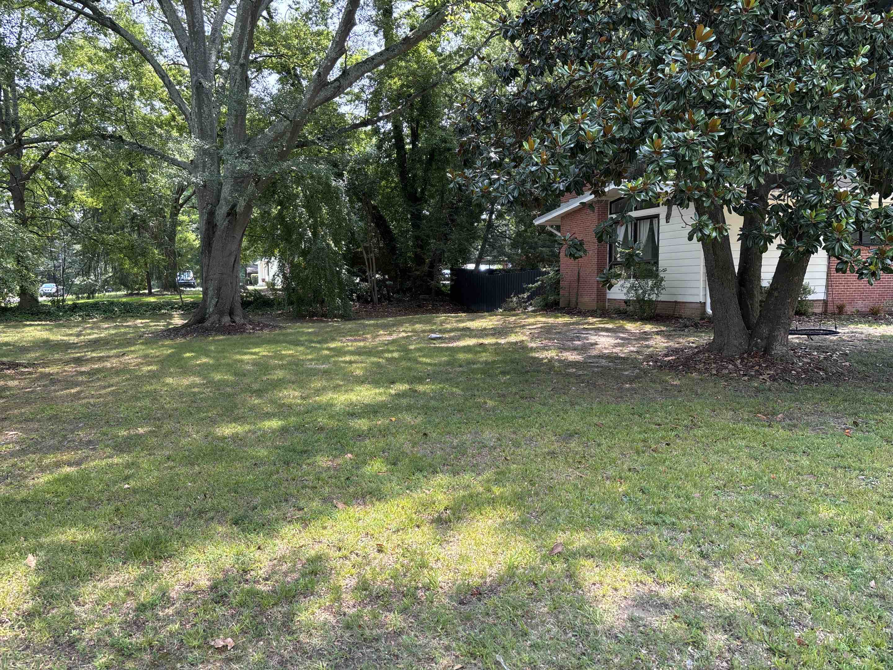 Gastonia, NC - Extending existing shadow box fence for a pool