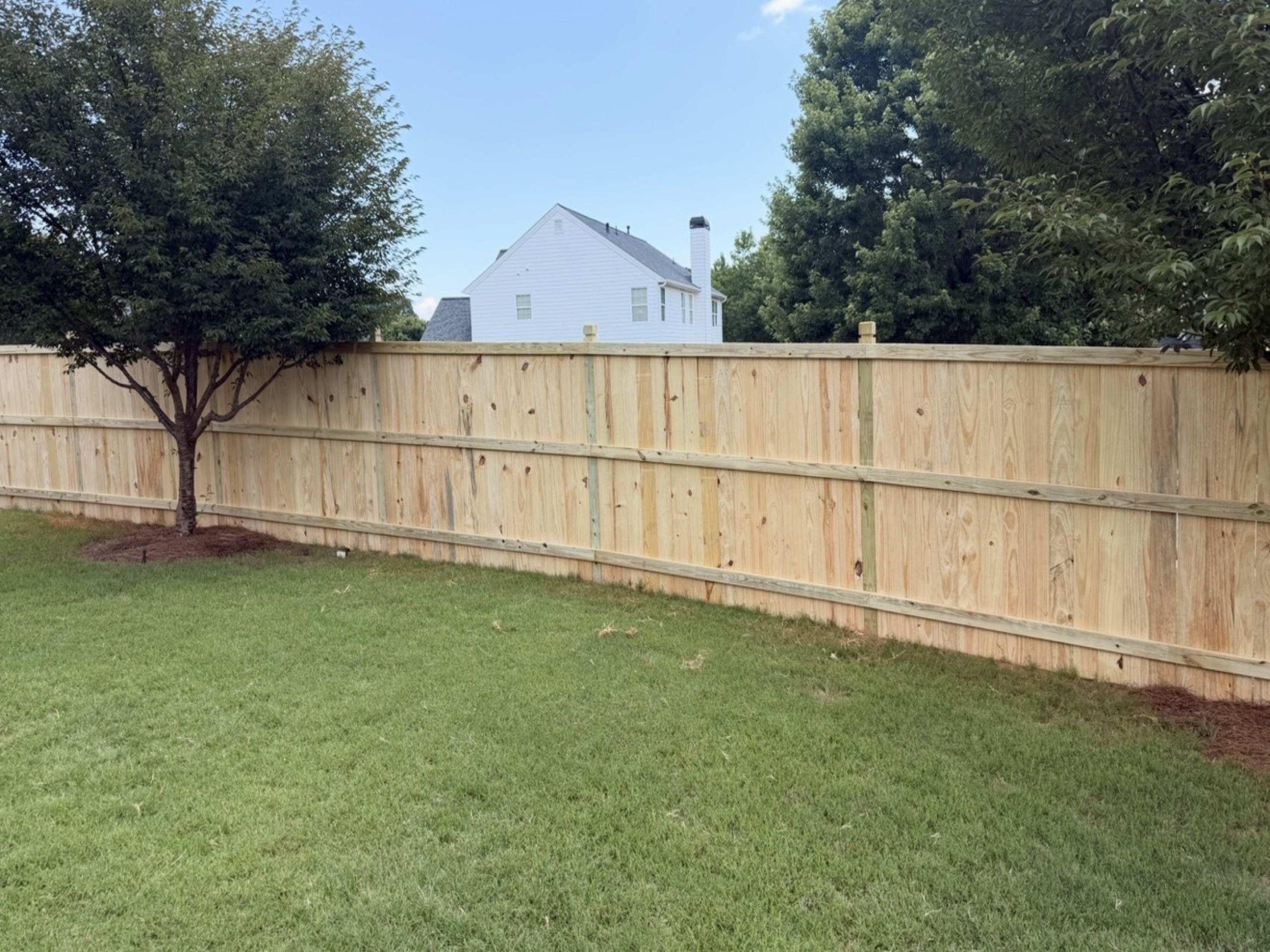 Cumming, GA - Another 250’ cap and trim going up in Cumming, GA