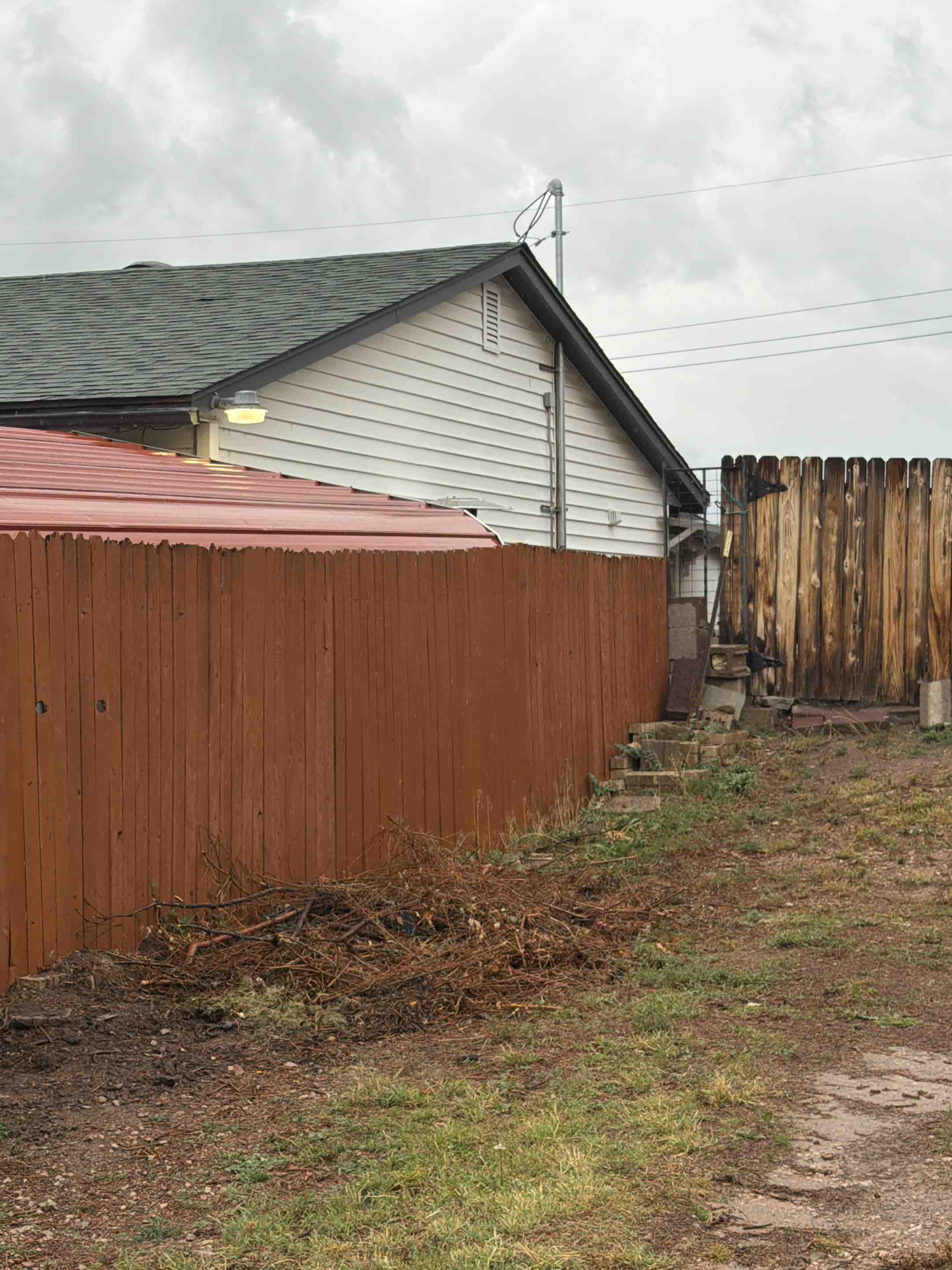 Colorado Springs, CO - Top Rail Fence is in Colorado Springs doing free estimates for Cedar Privacy Fences!