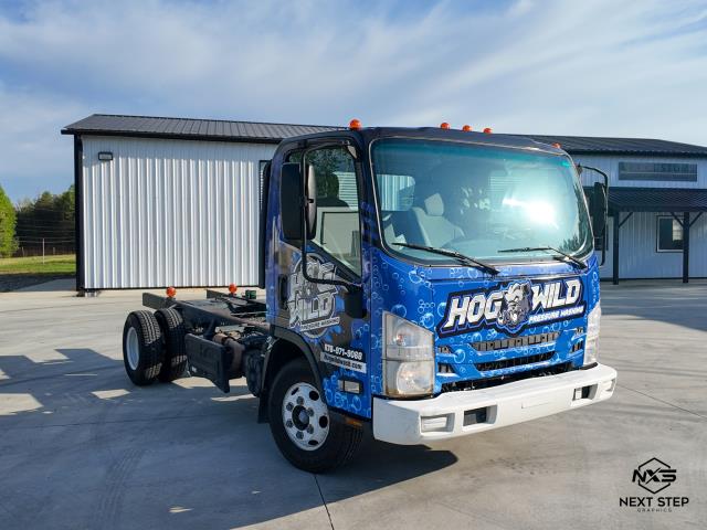 We recently wrapped a truck for HogWild Pressure Washing. The wrap features bold graphics that will make the truck stand out on the road and showcase the company's brand imagery. 
We recently wrapped a truck for HogWild Pressure Washing. The wrap features bold graphics that will make the truck stand out on the road and showcase the company's brand imagery.