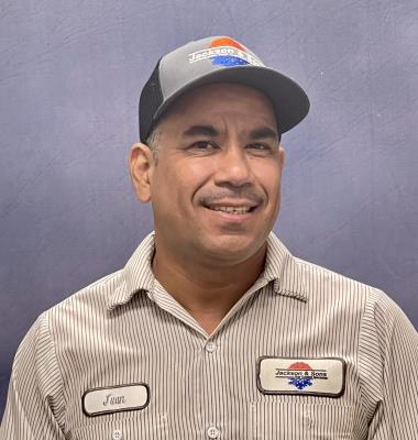 Juan R. Juan R.