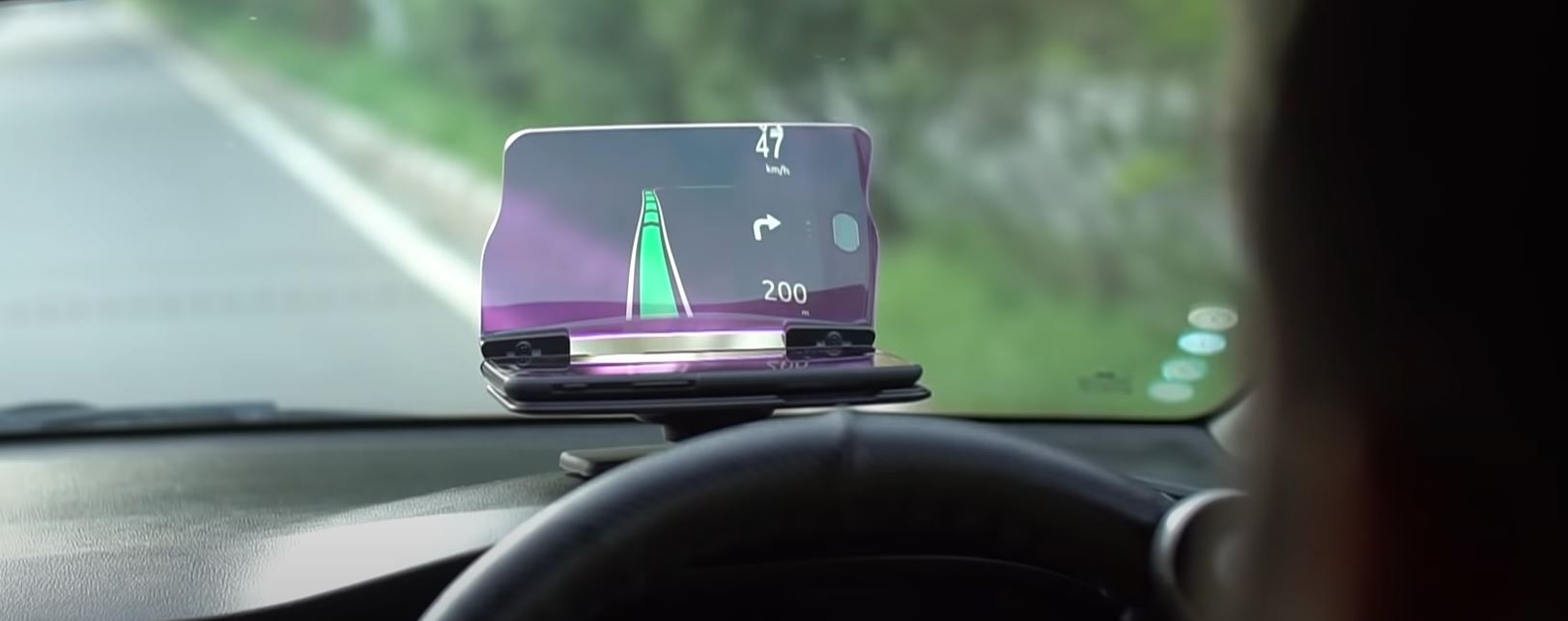 Heads Up Display (HUD): Drive Undistracted 1 Combined Heads Up Display