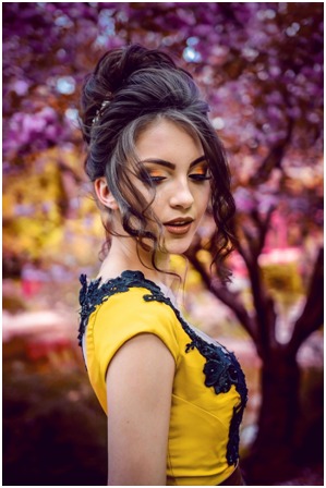 Tips On How You Can Match Your Dress and Hair 1 V nack dress