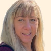 Lisa Lavelle