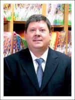 Dr. Brad Robertson DMD