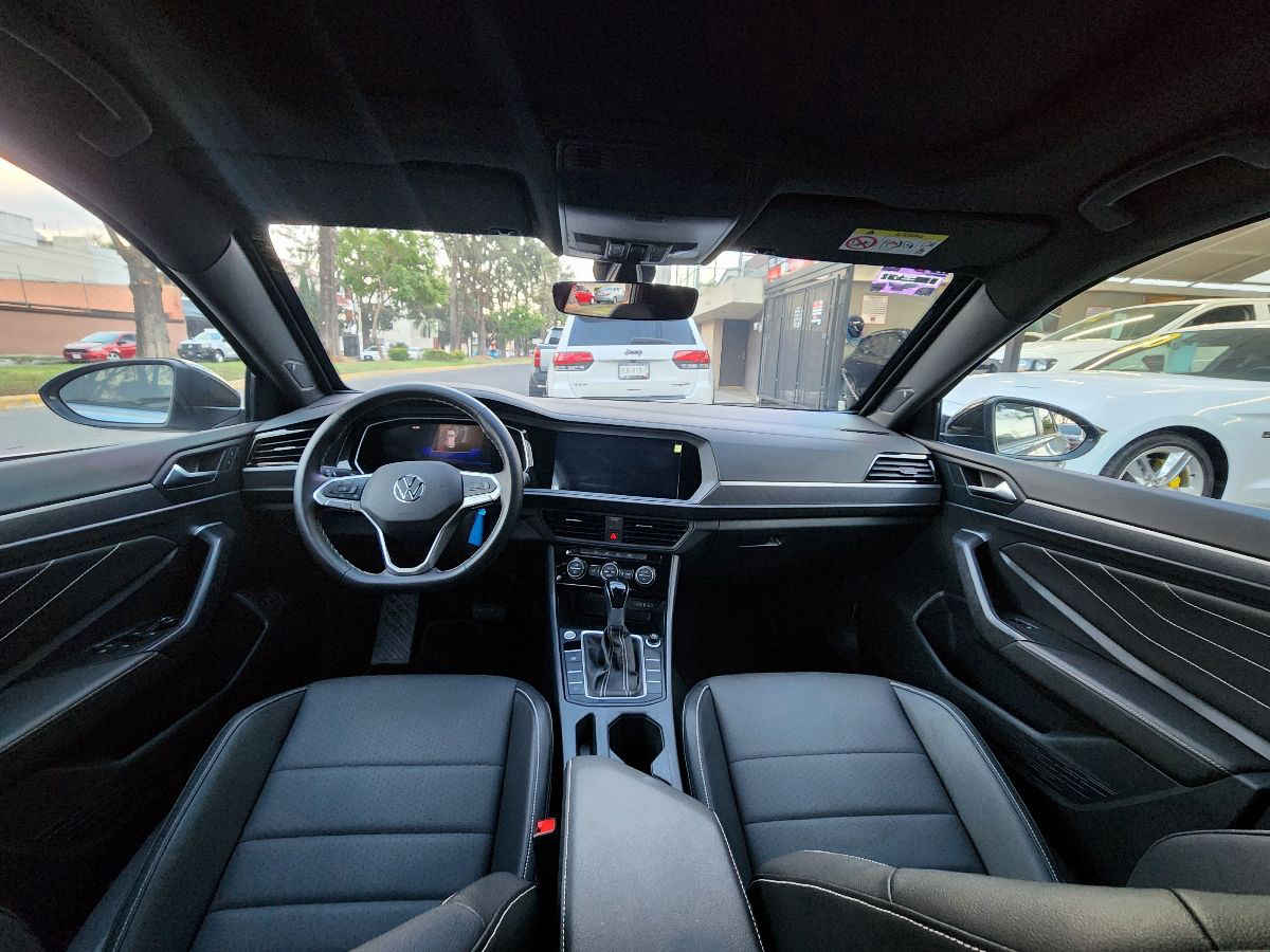 Volkswagen Jetta 2024 