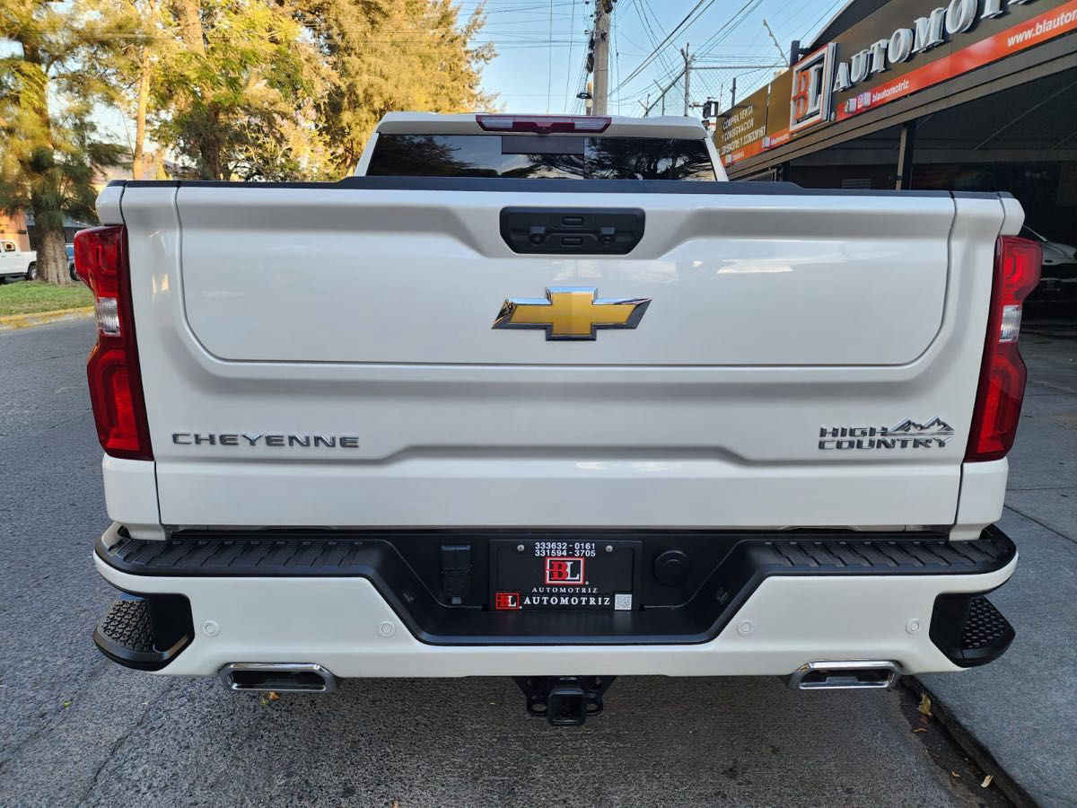 Chevrolet Cheyenne 2023 