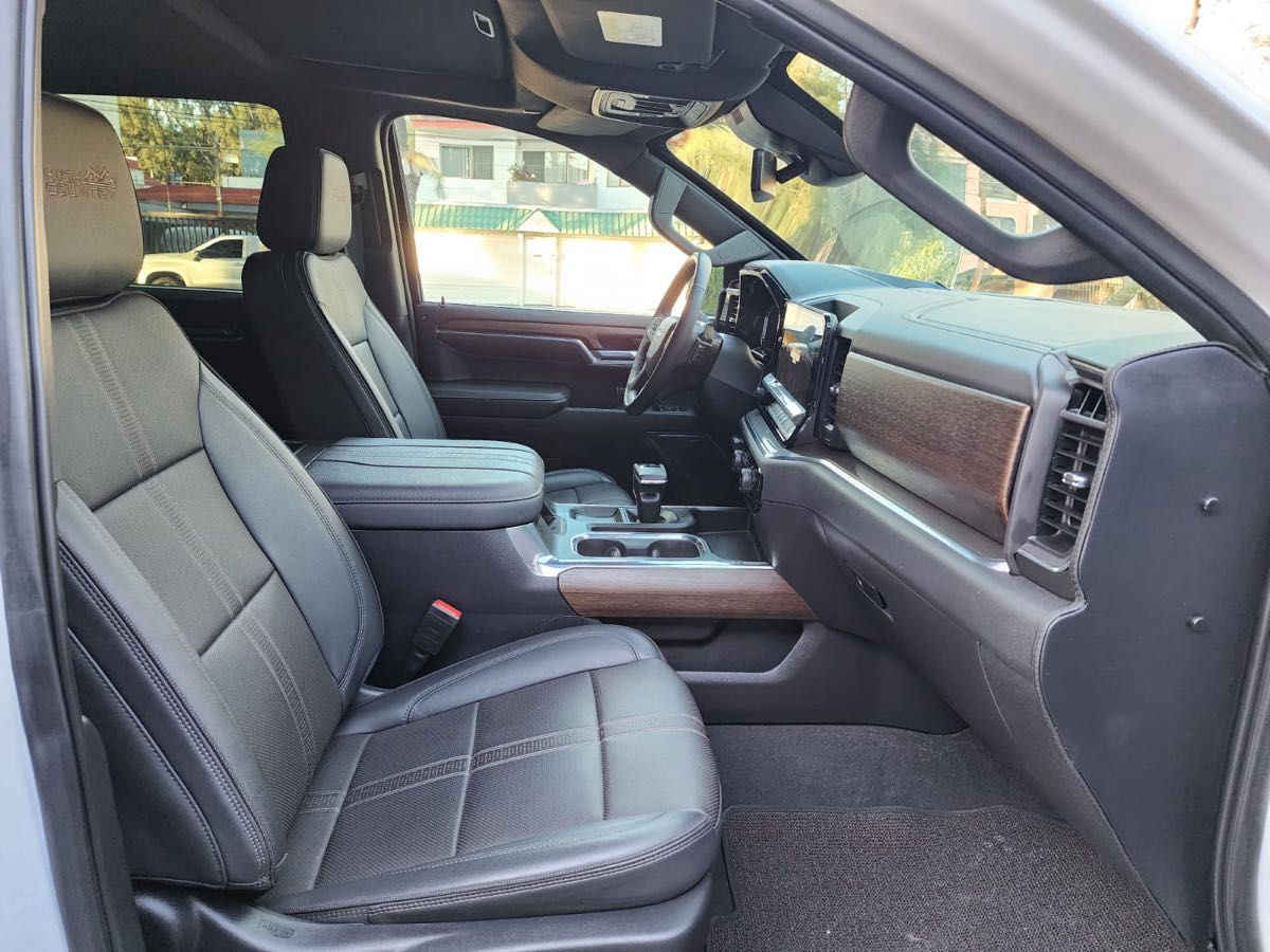 Chevrolet Cheyenne 2023 