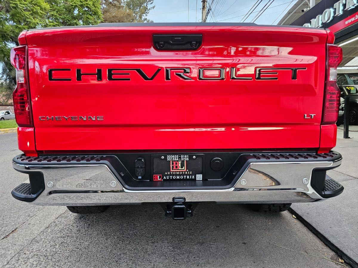 Chevrolet Cheyenne 2023 