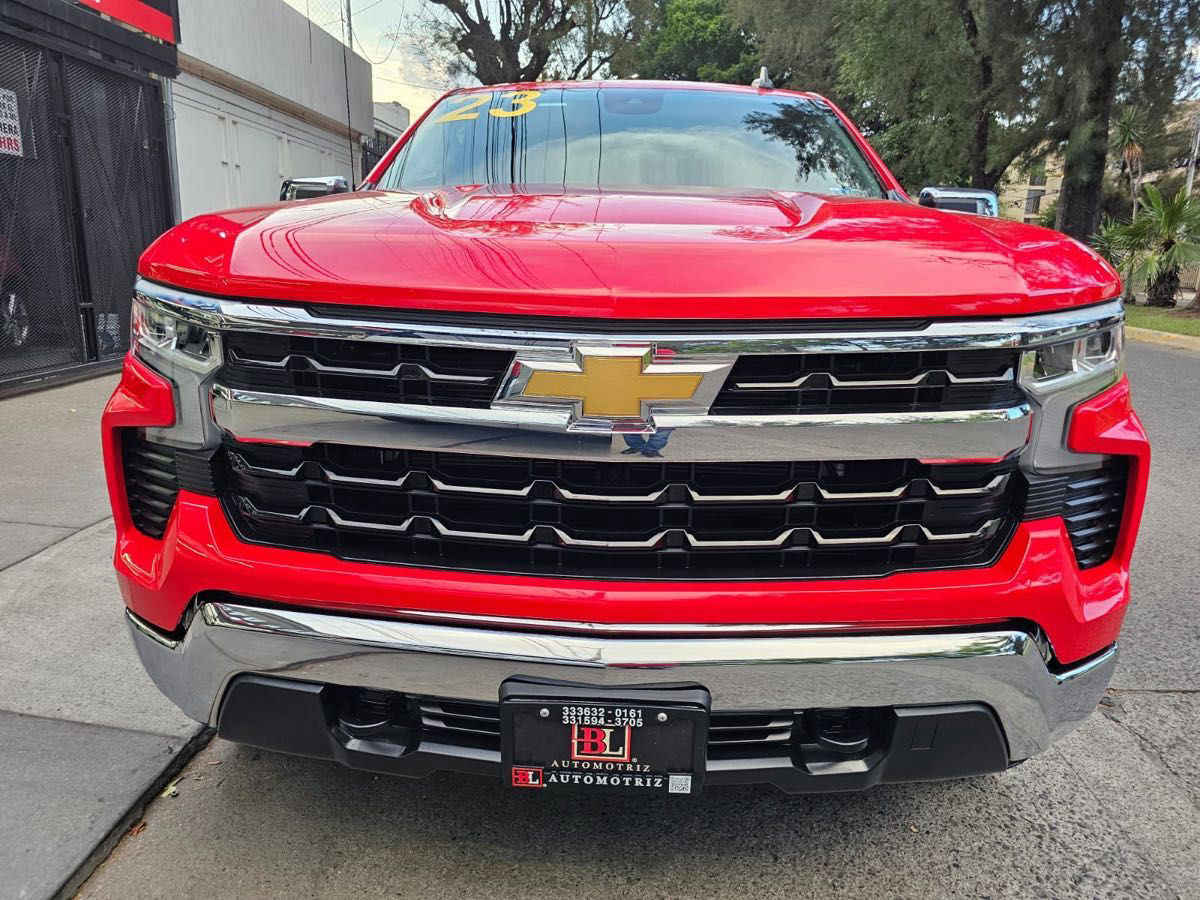 Chevrolet Cheyenne 2023 