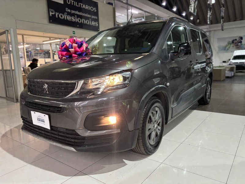 Imagen principal de Peugeot Rifter 2024