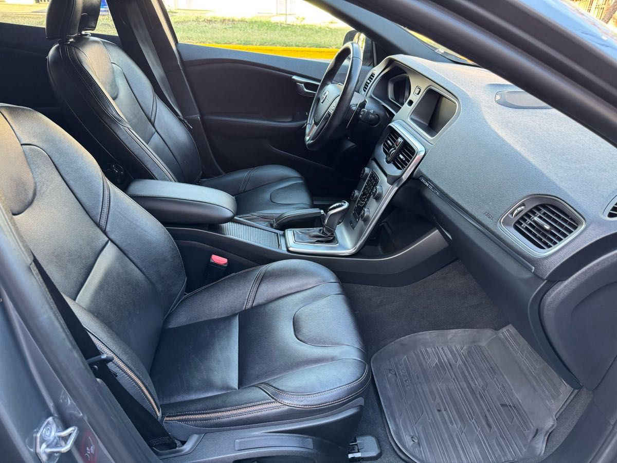 Volvo V40 2017 