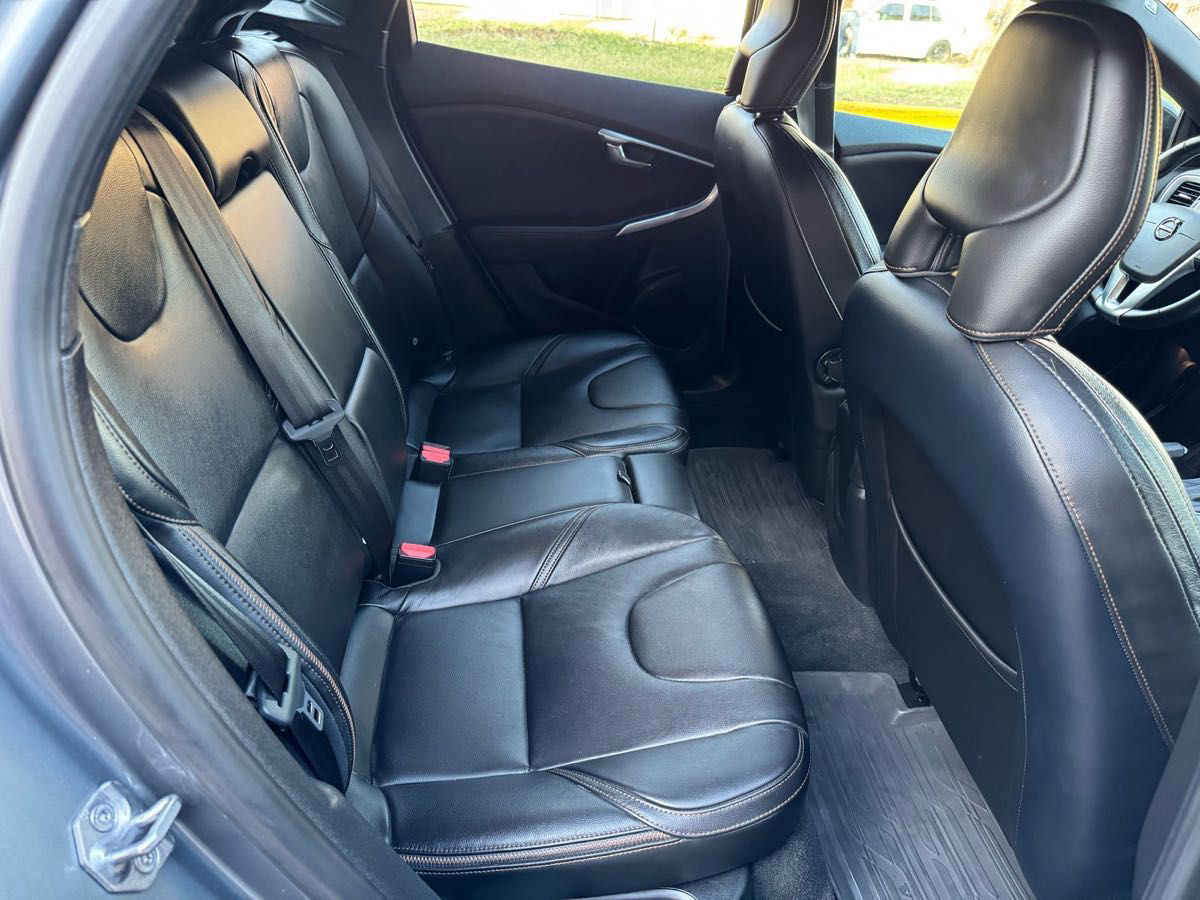 Volvo V40 2017 