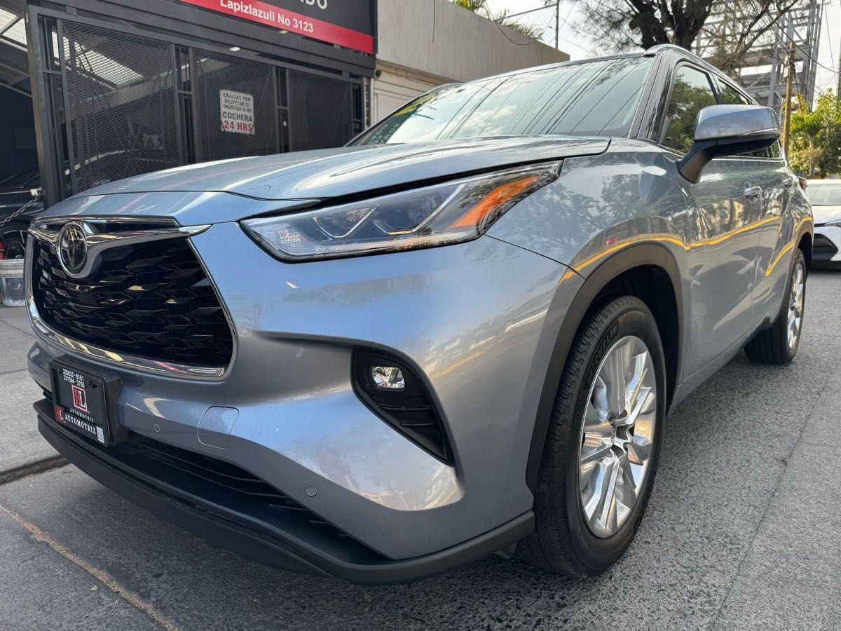 Toyota Highlander S/N 2020