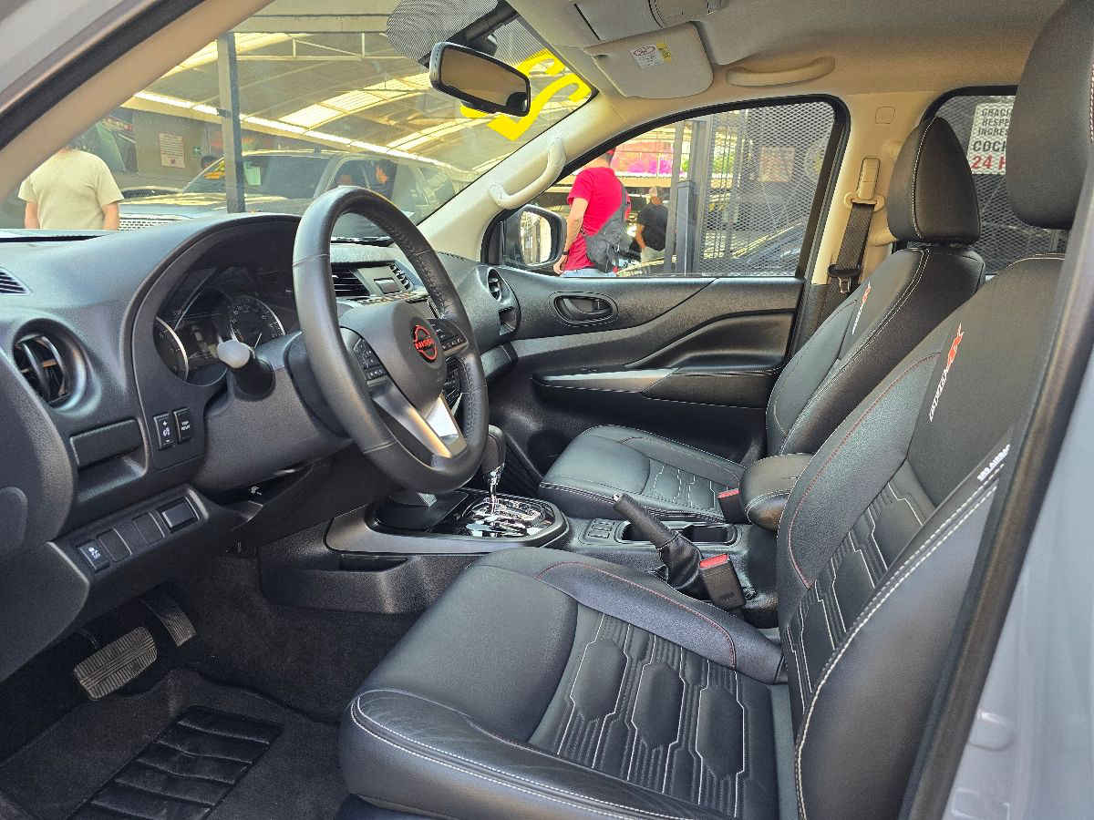 Nissan Frontier 2023