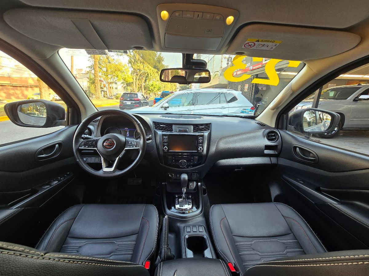 Nissan Frontier 2023